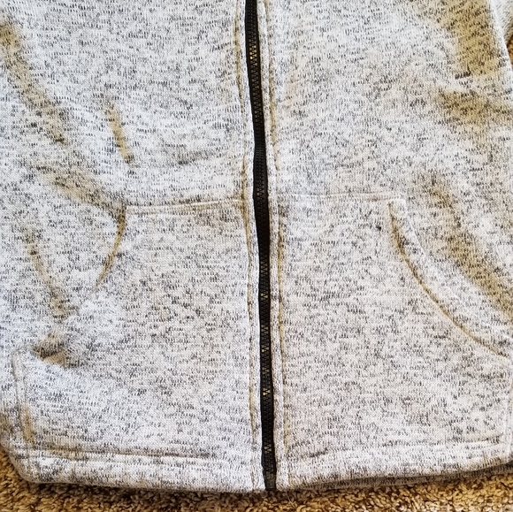 Joe Fresh Sweater - Picture 3 of 3